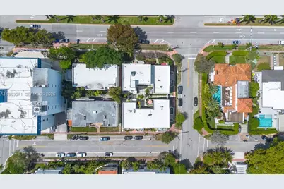 2463 Pine Tree Dr #PH, Miami Beach, FL 33140 - Photo 1