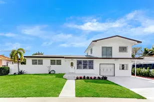 980 W 45th Pl, Hialeah, FL 33012 - Photo 1