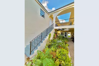 1477 SW 24th Ct #6, Fort Lauderdale, FL 33311 - Photo 1