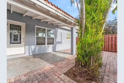 1432 NE 5th Ave #1, Fort Lauderdale, FL 33304 - Photo 1