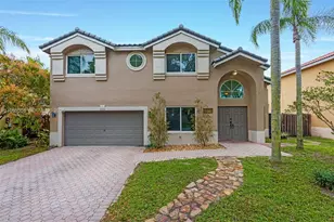 2590 N Rampart Way N, Cooper City, FL 33026 - Photo 1