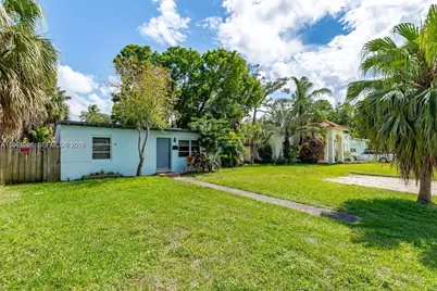 1716 SW 12th Ct, Fort Lauderdale, FL 33312 - Photo 1
