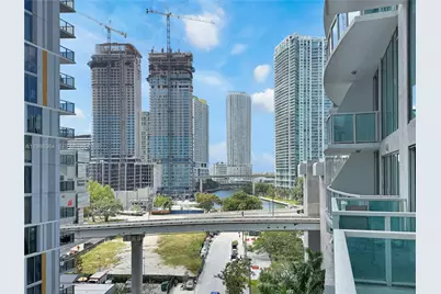 41 SE 5th St #602, Miami, FL 33131 - Photo 1
