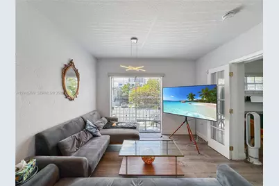 1611 West Ave #9, Miami Beach, FL 33139 - Photo 1