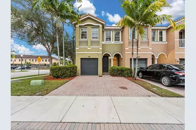 2463 SE 15th Ct, Homestead, FL 33035 - Photo 1