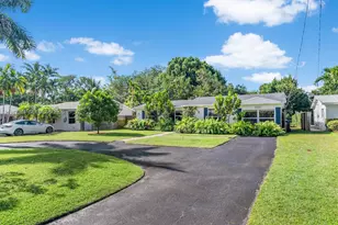 1724 SW 4th St, Fort Lauderdale, FL 33312 - Photo 1