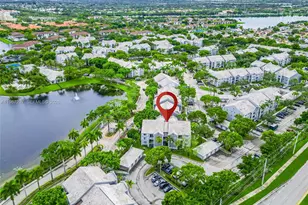 11185 SW 6th St, Pembroke Pines, FL 33025 - Photo 1