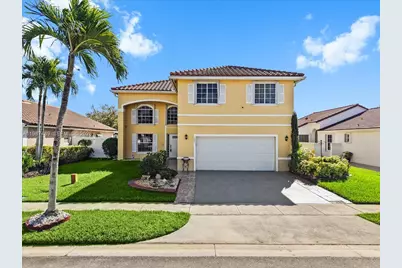 1041 NW 189th Ave, Pembroke Pines, FL 33029 - Photo 1