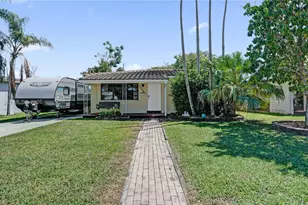 1007 N 31st Rd, Hollywood, FL 33021 - Photo 1