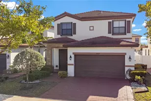 10521 W 35th Way, Hialeah, FL 33018 - Photo 1