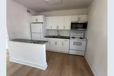 1021 NW 5th St #4, Miami, FL 33128 - Photo 1