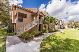 10521 SW 157th Pl, Miami, FL 33196 - Photo 1