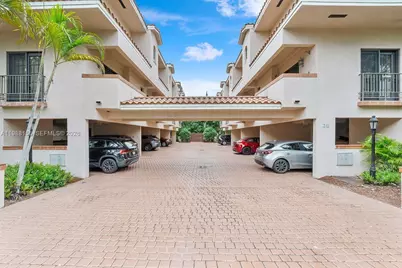 231 Majorca Ave #F, Coral Gables, FL 33134 - Photo 1