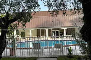 500 NE 2nd St, Dania Beach, FL 33004 - Photo 1
