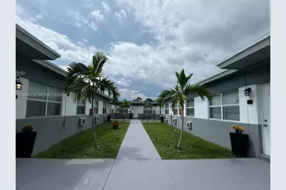 2300 Douglas St #5, Hollywood, FL 33020 - Photo 1