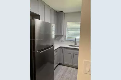 2134 Lincoln St #25, Hollywood, FL 33020 - Photo 1
