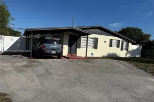 2220 NE 3rd Ave, Pompano Beach, FL 33060 - Photo 1