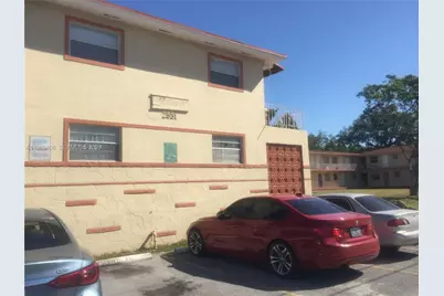 2551 NW 13th St #29, Miami, FL 33125 - Photo 1