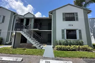 1024 S Independence Dr, Homestead, FL 33034 - Photo 1