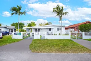 6339 SW 32nd St, Miami, FL 33155 - Photo 1