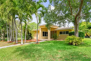 8201 SW 150th Dr, Palmetto Bay, FL 33158 - Photo 1