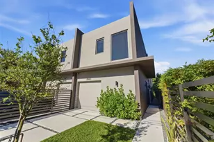 2840 SW 32nd Ct, Miami, FL 33133 - Photo 1