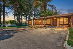 10351 Juniper Ct, Pembroke Pines, FL 33026 - Photo 1