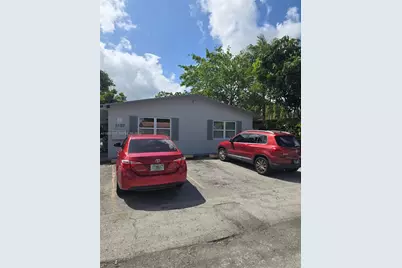 1507 NE 5th Ave #3, Fort Lauderdale, FL 33304 - Photo 1