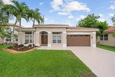 1154 NW 183rd Ter, Pembroke Pines, FL 33029 - Photo 1