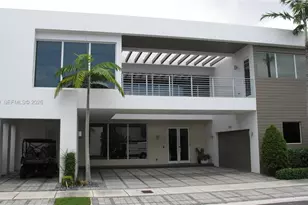 10272 NW 75th Terrace, Doral, FL 33178 - Photo 1