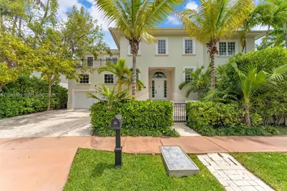 797 Ridgewood Rd #., Key Biscayne, FL 33149 - Photo 1
