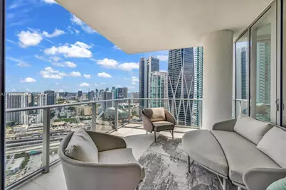 851 NE 1st Ave #3401, Miami, FL 33132 - Photo 1