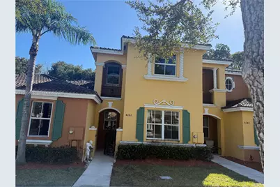 4282 NE 9th St, Homestead, FL 33033 - Photo 1