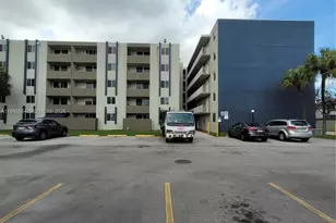 10090 NW 80th Ct, Hialeah Gardens, FL 33016 - Photo 1