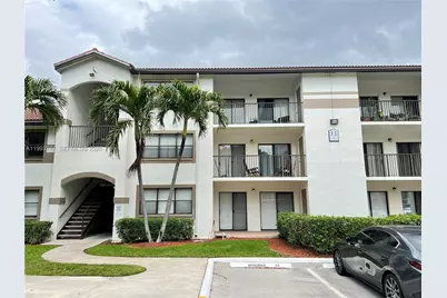 530 S Park Rd #15-11, Hollywood, FL 33021 - Photo 1