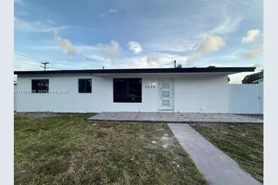 3224 NW 181st St, Miami Gardens, FL 33056 - Photo 1
