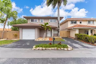 11319 SW 73rd Ln, Miami, FL 33173 - Photo 1