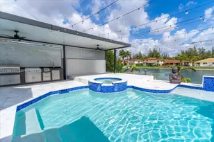 15763 SW 43rd St, Miami, FL 33185 - Photo 1