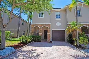 22569 SW 89th Pl, Cutler Bay, FL 33190 - Photo 1