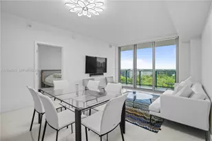16385 NE Biscayne Blvd, North Miami Beach, FL 33160 - Photo 1