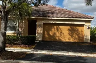 1852 Andromeda Ln, Weston, FL 33327 - Photo 1
