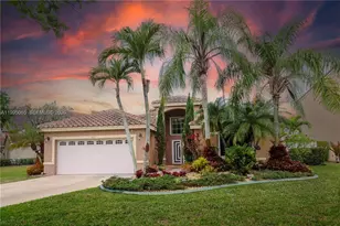 499 Cambridge Ln, Weston, FL 33326 - Photo 1