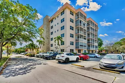 1830 Dixieanna St #102, Hollywood, FL 33020 - Photo 1