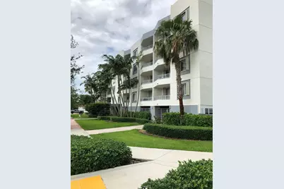 1401 Bay Rd #412, Miami Beach, FL 33139 - Photo 1