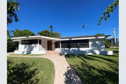 1101 Bay Dr, Miami Beach, FL 33141 - Photo 1