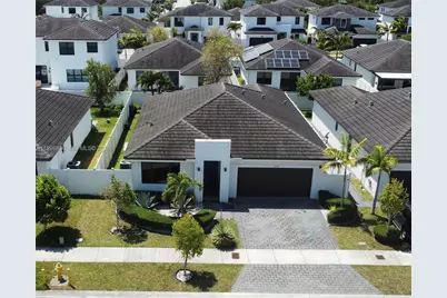 23552 SW 107th Pl, Homestead, FL 33032 - Photo 1