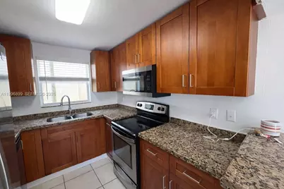 2521 Pierce St #2, Hollywood, FL 33020 - Photo 1
