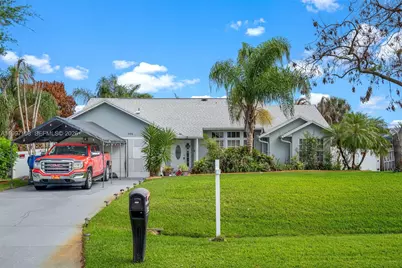 694 SE Karrigan Ter, Port Saint Lucie, FL 34983 - Photo 1
