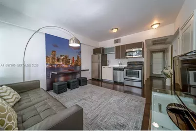 601 11th St #206, Miami Beach, FL 33139 - Photo 1
