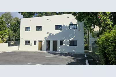 1037 SW 4th St #4, Miami, FL 33130 - Photo 1